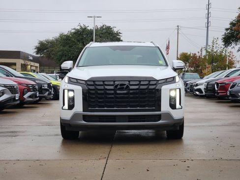 Used 2025 Hyundai Palisade Limited image 2