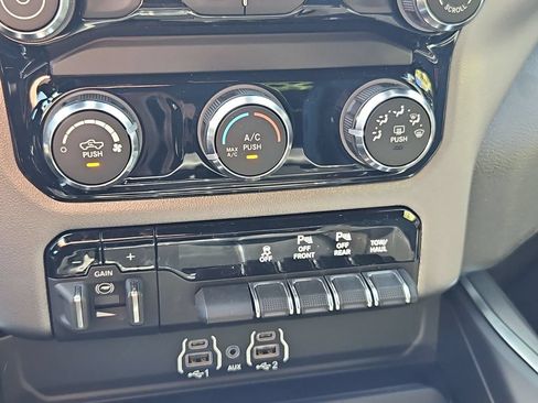 New 2026 RAM 1500 Big Horn AWD/4WD image 25