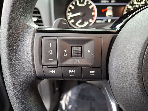 Certified 2023 Nissan Rogue SV image 20