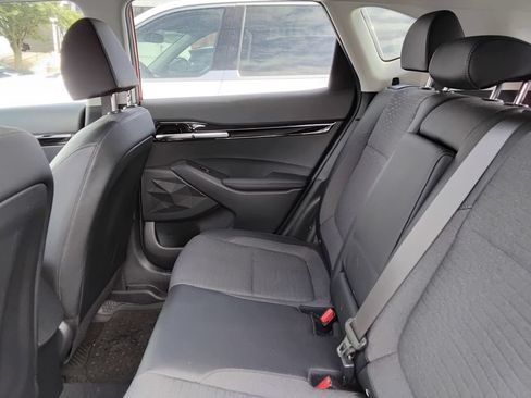 Used 2021 Kia Seltos S AWD/4WD image 9