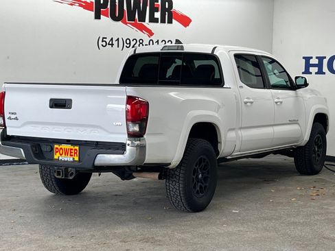 Used 2019 Toyota Tacoma SR5 image 3