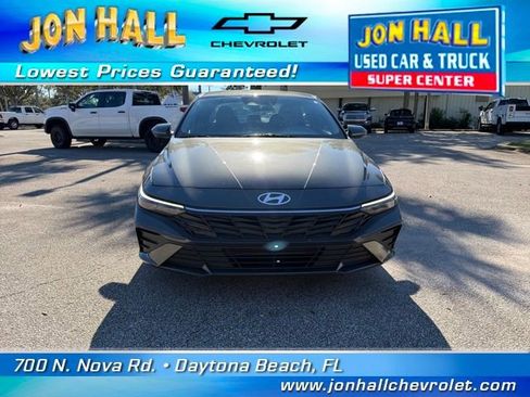 Used 2024 Hyundai Elantra SEL image 16