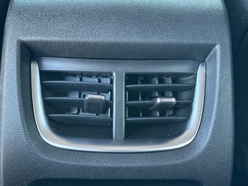 Used 2023 Chevrolet Blazer LT image 42