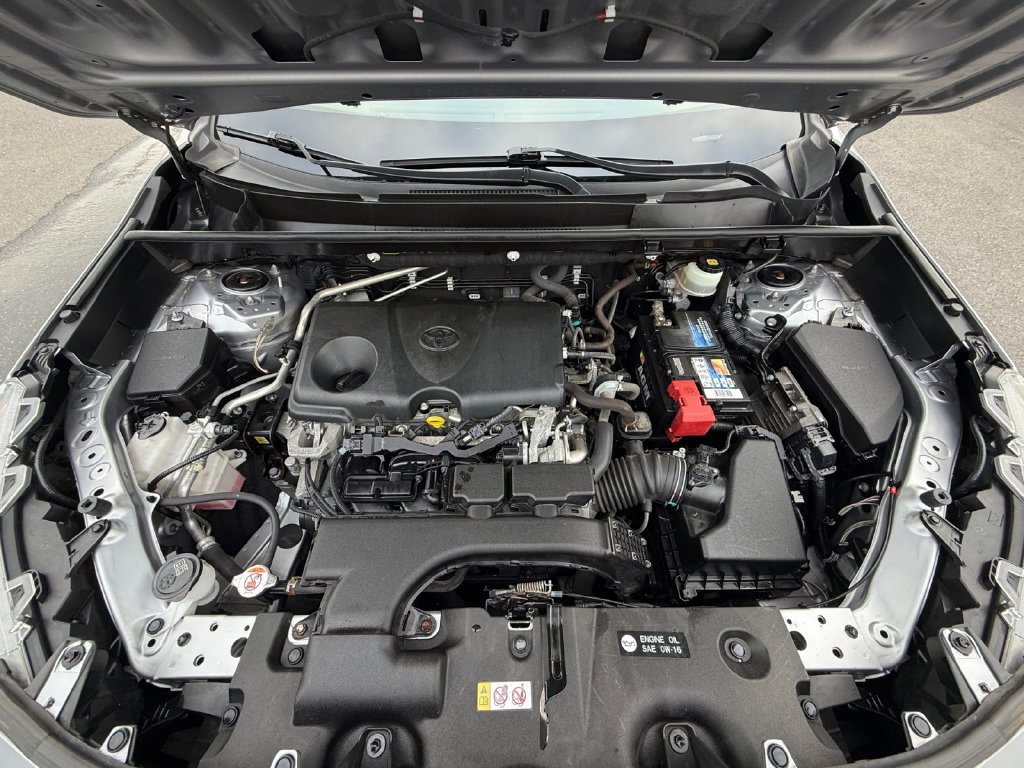 Used 2019 Toyota RAV4 XLE FWD image 25