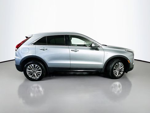 Used 2024 Cadillac XT4 Premium Luxury AWD/4WD image 8