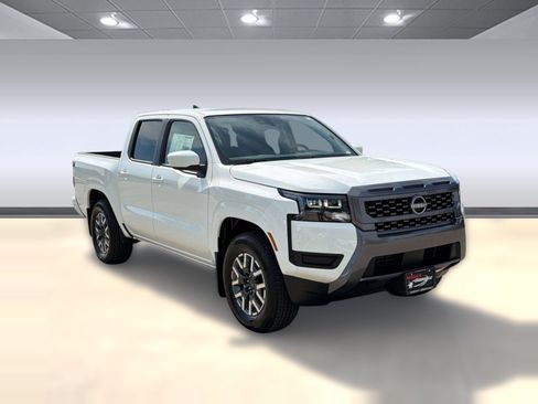 New 2026 Nissan Frontier SV RWD image 7