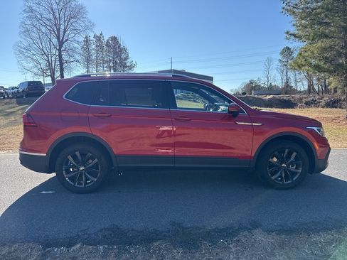 Used 2024 Volkswagen Tiguan Wolfsburg Edition image 6