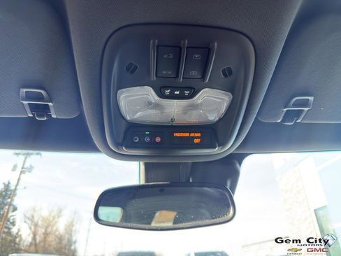 Used 2021 Chevrolet TrailBlazer RS w/ Sun and Liftgate Package image 22