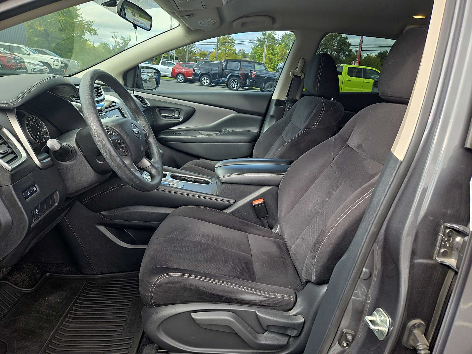 Used 2019 Nissan Murano S AWD/4WD image 12