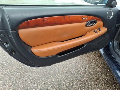 Used 2004 Lexus SC 430 Convertible image 11