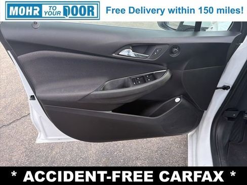 Used 2017 Chevrolet Cruze LT w/ Convenience Package image 10