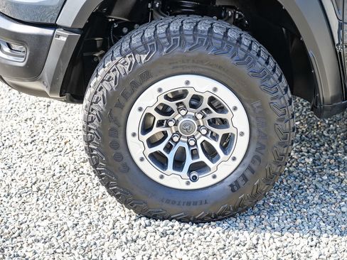 Used 2025 RAM 1500 RHO w/ RHO Level 1 Equipment Group AWD/4WD image 9