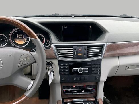Used 2011 Mercedes-Benz E 350 Sedan image 6