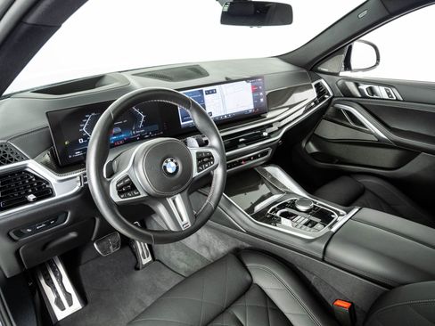 Used 2026 BMW X6 M60i AWD/4WD image 4