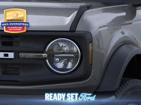 New 2025 Ford Bronco Base image 20