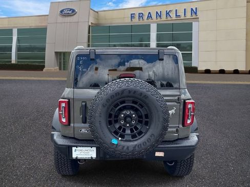 New 2026 Ford Bronco Badlands w/ Sasquatch Package AWD/4WD image 6