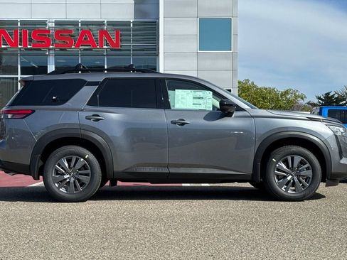 New 2026 Nissan Pathfinder SV image 4