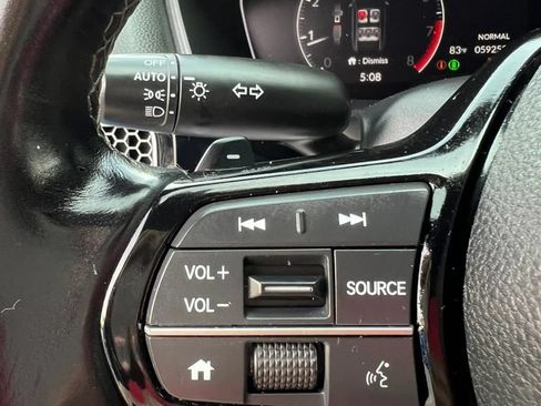Used 2024 Honda Civic Sport image 16