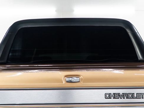 Used 1988 Chevrolet Blazer 4WD image 19