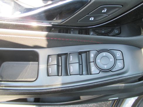 Used 2023 Chevrolet Traverse RS w/ LPO, Floor Liner Package AWD/4WD image 13