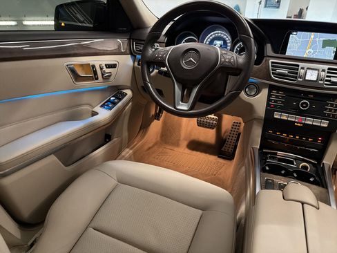 Certified 2016 Mercedes-Benz E 350 Sedan image 28