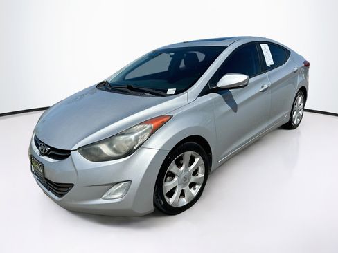 Used 2013 Hyundai Elantra Limited FWD image 3