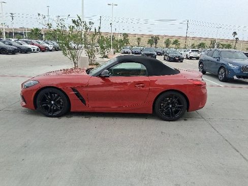 Used 2024 BMW Z4 sDrive30i w/ Premium Package RWD image 3
