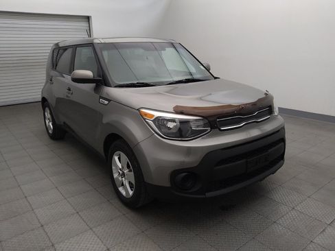 Used 2019 Kia Soul FWD image 13
