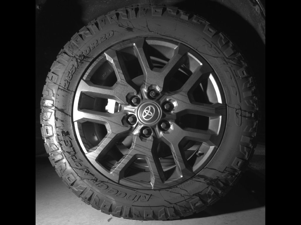 Used 2025 Toyota Sequoia Platinum AWD/4WD image 12