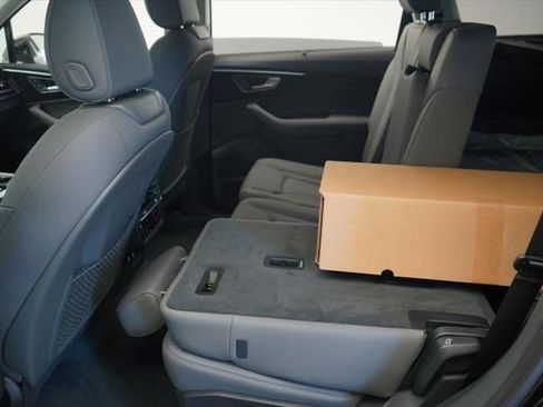 New 2025 Audi Q7 3.0T Premium Plus image 7