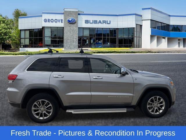 Used 2015 Jeep Grand Cherokee Limited w/ Trailer Tow Group IV AWD/4WD image 6