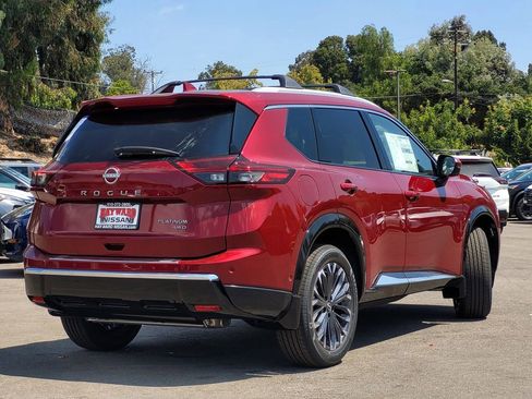 New 2026 Nissan Rogue Platinum w/ Platinum Premium Package image 3