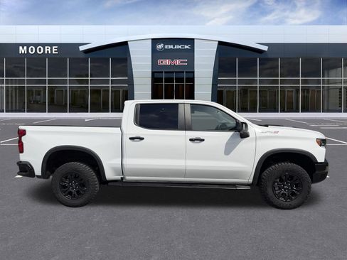 Used 2024 Chevrolet Silverado 1500 ZR2 w/ Technology Package AWD/4WD image 2