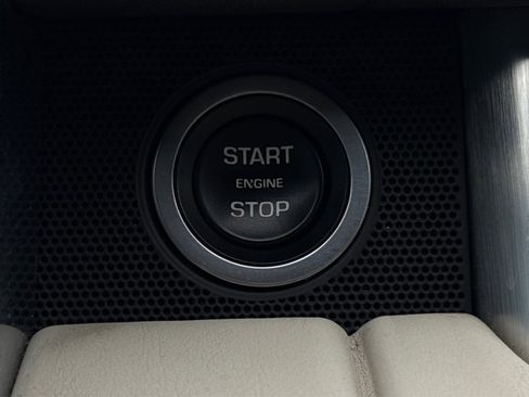Used 2016 Land Rover Range Rover HSE AWD/4WD image 33