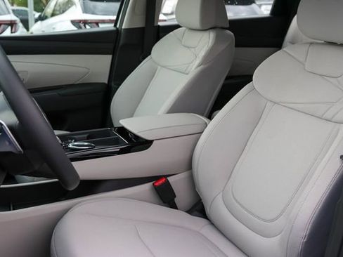 New 2026 Hyundai Tucson Blue SE AWD/4WD image 11