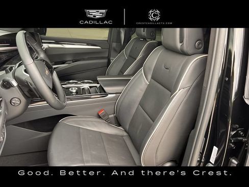 Certified 2025 Cadillac Escalade ESV Sport AWD/4WD image 23