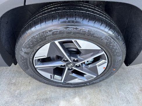 New 2026 Hyundai Tucson SEL image 18