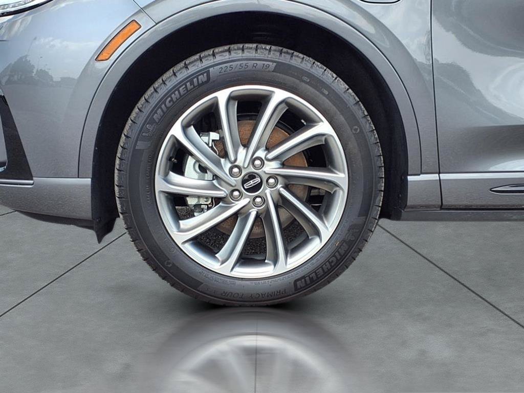 New 2025 Lincoln Corsair Grand Touring w/ Equipment Group 302A AWD/4WD image 12