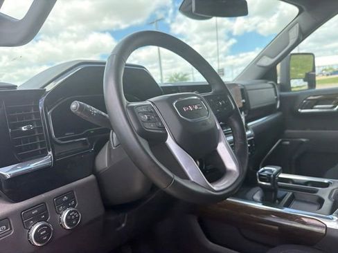 Used 2024 GMC Sierra 1500 Elevation w/ Preferred Package AWD/4WD image 14