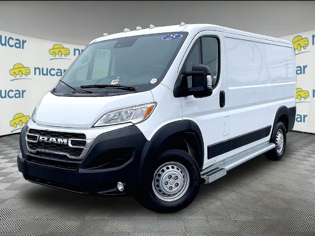 Used 2025 RAM ProMaster 2500 w/ U-Haul Equipment Group FWD image 3