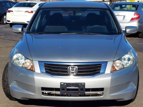 Used 2010 Honda Accord LX image 2