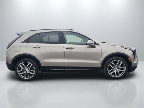 Used 2023 Cadillac XT4 Sport image 4