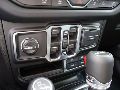 New 2026 Jeep Wrangler Sahara image 37