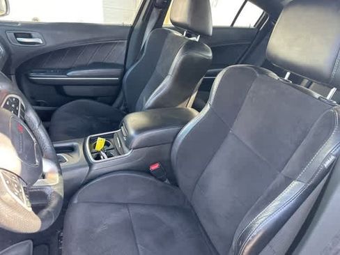 Used 2018 Dodge Charger R/T w/ Plus Group image 3