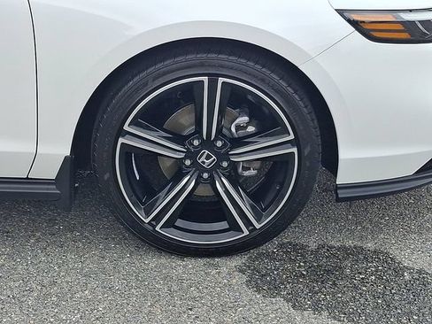 Used 2026 Honda Accord SE image 8
