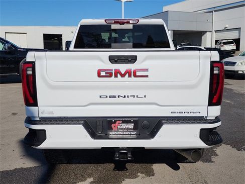 New 2026 GMC Sierra 2500 Denali w/ Denali Reserve Package image 4