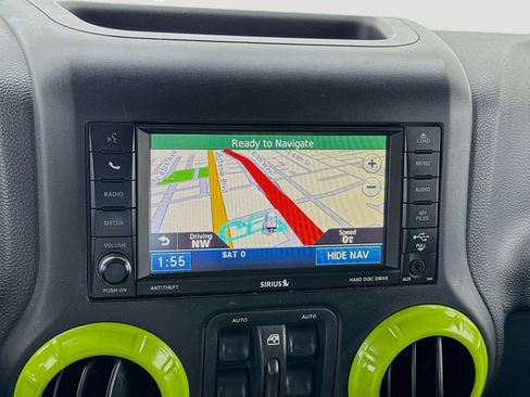 Used 2012 Jeep Wrangler Unlimited Rubicon AWD/4WD image 9