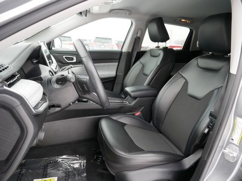 Used 2022 Jeep Compass Latitude w/ Convenience Group image 34