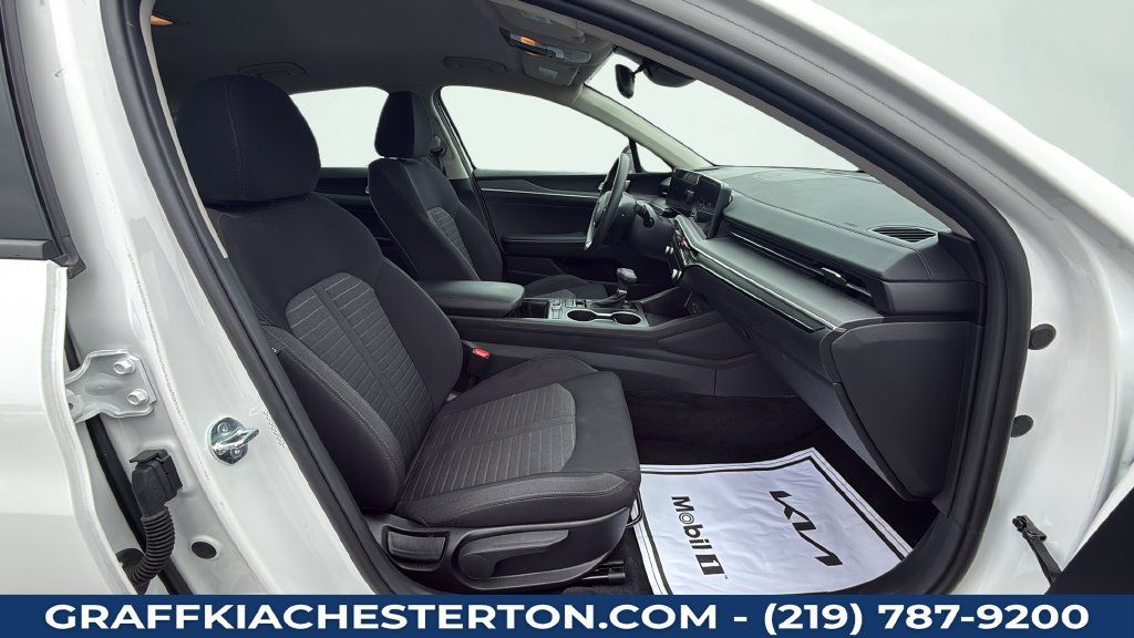 Used 2026 Kia K5 LXS FWD image 33