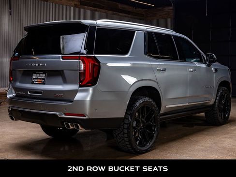 Used 2025 GMC Yukon Denali w/ Denali Reserve Package image 10